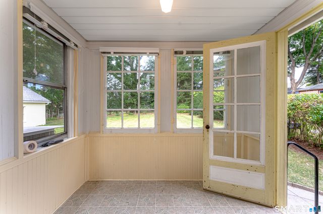201 Fairlawn Avenue, Waterbury, CT 06705