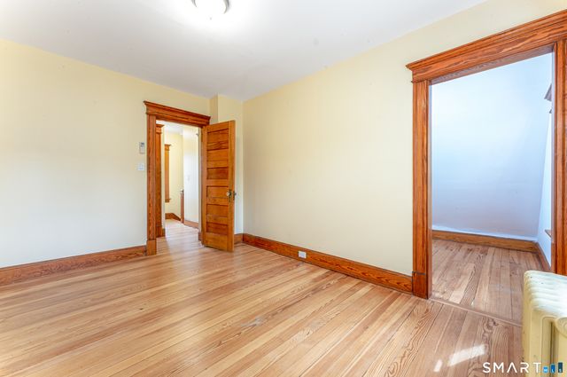 201 Fairlawn Avenue, Waterbury, CT 06705