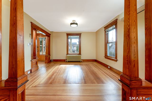 201 Fairlawn Avenue, Waterbury, CT 06705