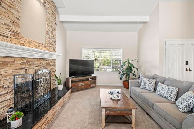 1973 Felicita Road, Escondido, CA 92025