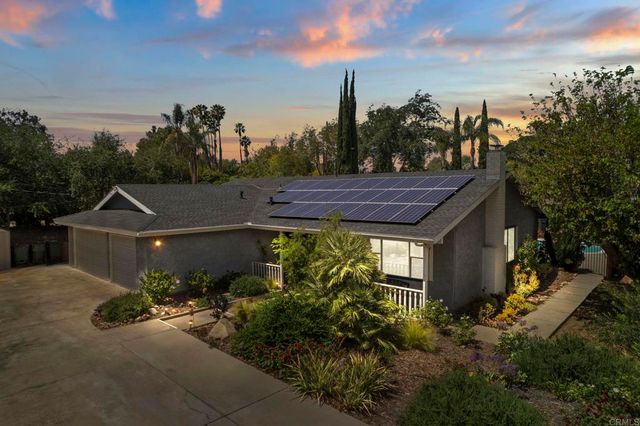 1973 Felicita Road, Escondido, CA 92025