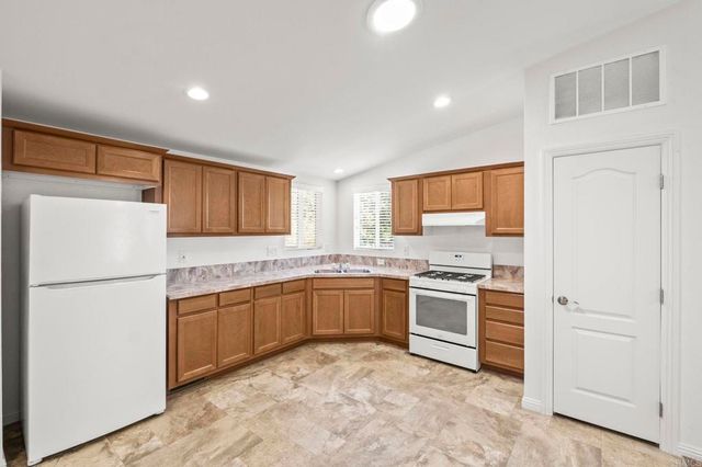 1973 Felicita Road, Escondido, CA 92025
