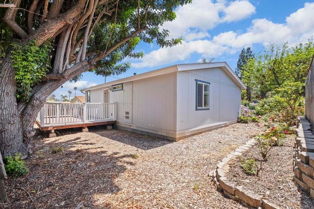 1973 Felicita Road, Escondido, CA 92025