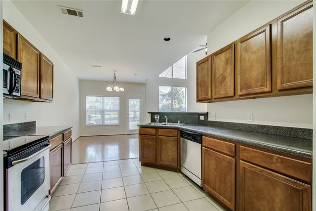 1041 Colonial Drive, Coppell, TX 75019
