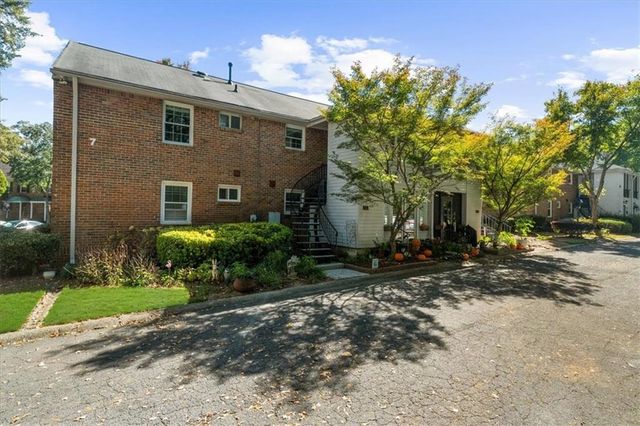 6700 Roswell Road 7D, Sandy Springs, GA 30328