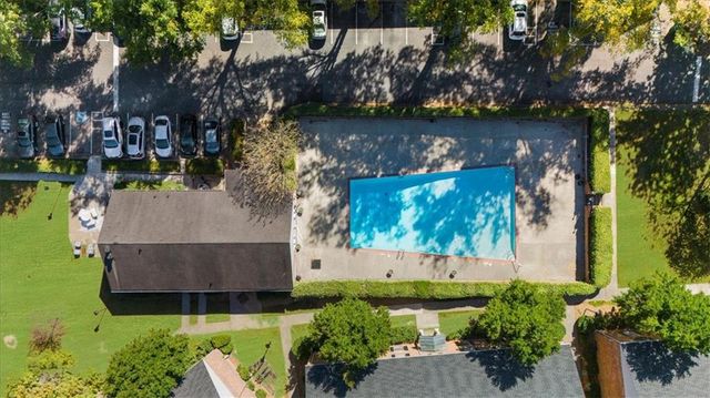 6700 Roswell Road 7D, Sandy Springs, GA 30328