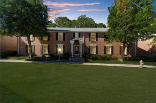 6700 Roswell Road 7D, Sandy Springs, GA 30328