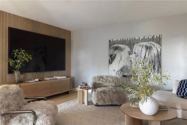 654 S Cumberland, Lake Arrowhead, CA 92352