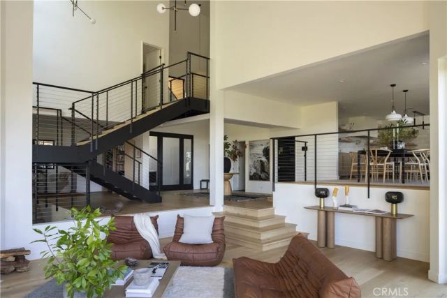 654 S Cumberland, Lake Arrowhead, CA 92352