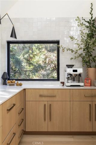 654 S Cumberland, Lake Arrowhead, CA 92352