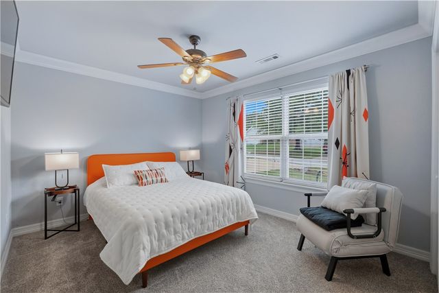 9 Hillswick Drive, Bella Vista, AR 72715