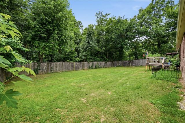 9 Hillswick Drive, Bella Vista, AR 72715