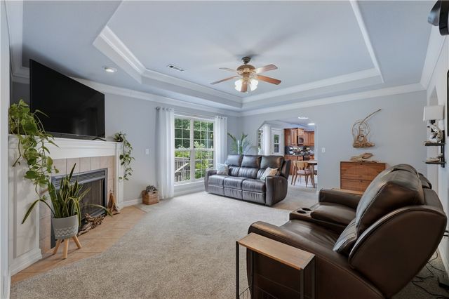 9 Hillswick Drive, Bella Vista, AR 72715