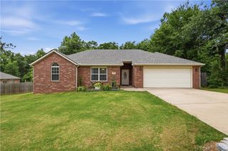 9 Hillswick Drive, Bella Vista, AR 72715