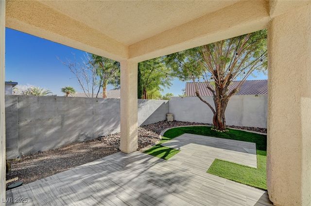4489 Verdiccio Avenue, Las Vegas, NV 89141