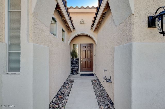 4489 Verdiccio Avenue, Las Vegas, NV 89141