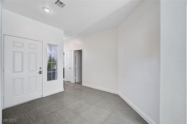 4489 Verdiccio Avenue, Las Vegas, NV 89141