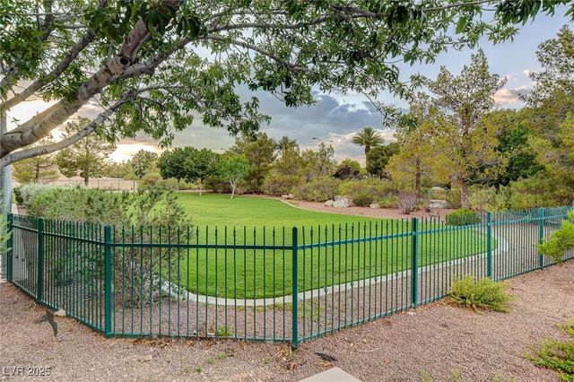 4489 Verdiccio Avenue, Las Vegas, NV 89141