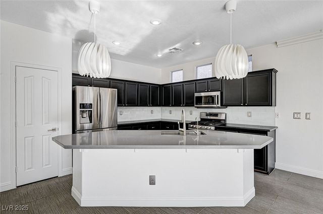 4489 Verdiccio Avenue, Las Vegas, NV 89141