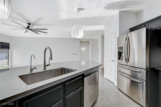 4489 Verdiccio Avenue, Las Vegas, NV 89141