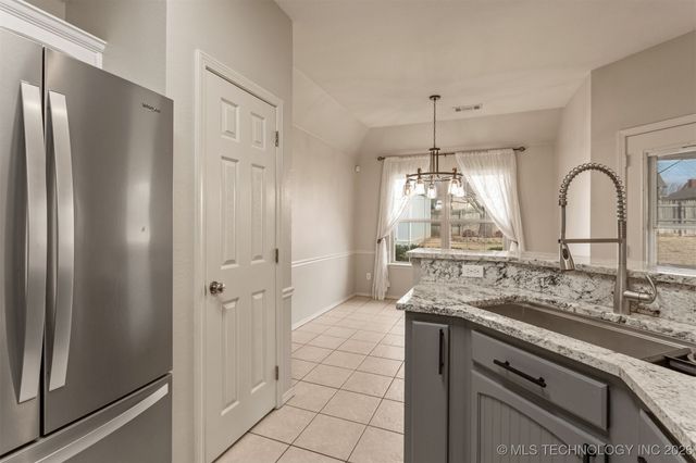 8412 E Lansing Street, Broken Arrow, OK 74014