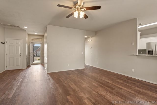 8412 E Lansing Street, Broken Arrow, OK 74014