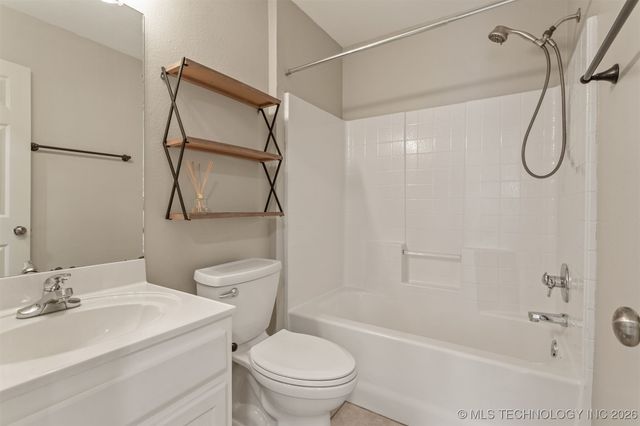 8412 E Lansing Street, Broken Arrow, OK 74014