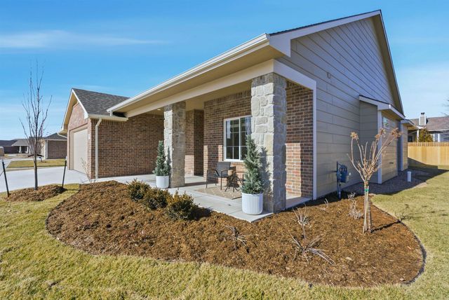 854 N Thornton St, Wichita, KS 67235