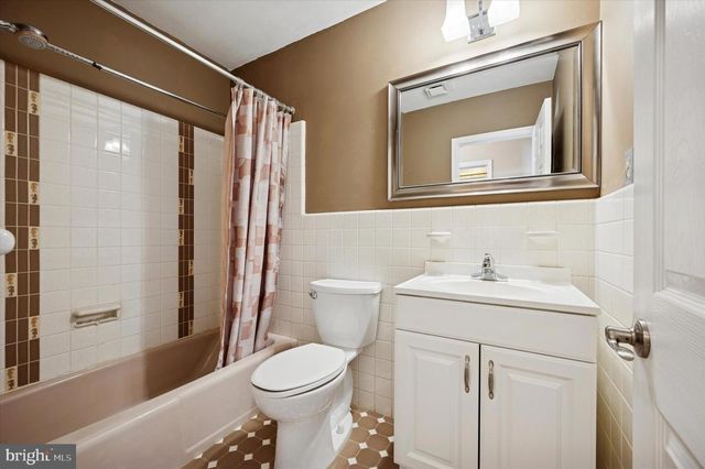 8009 ANDERSON ST, Philadelphia, PA 19118