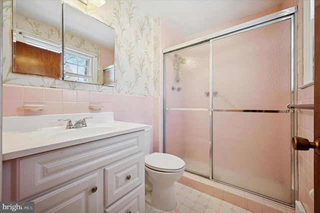 8009 ANDERSON ST, Philadelphia, PA 19118