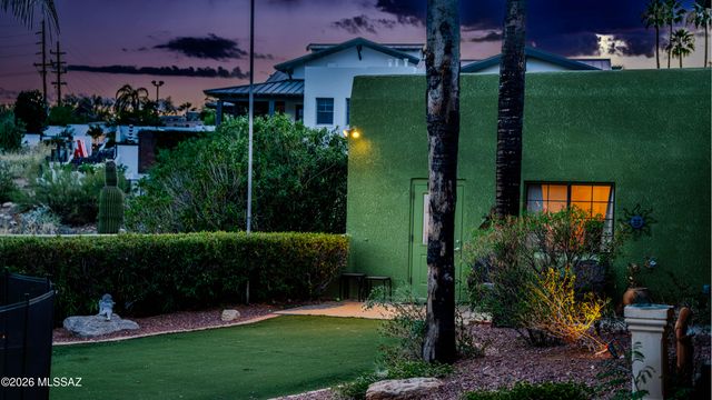 6201 N Craycroft Road, Tucson, AZ 85750