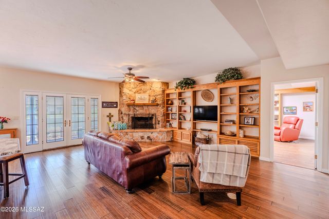 6201 N Craycroft Road, Tucson, AZ 85750