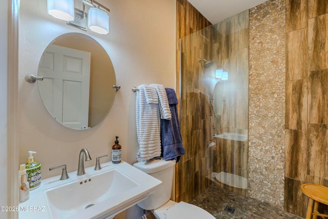 6201 N Craycroft Road, Tucson, AZ 85750