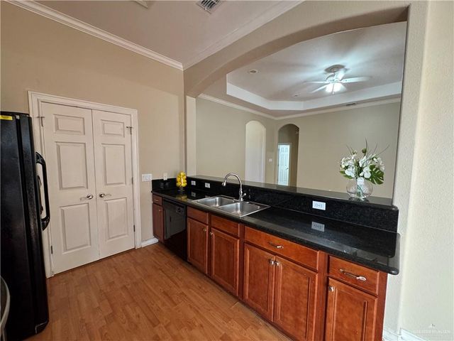 614 S Excalibur Street, Edinburg, TX 78539