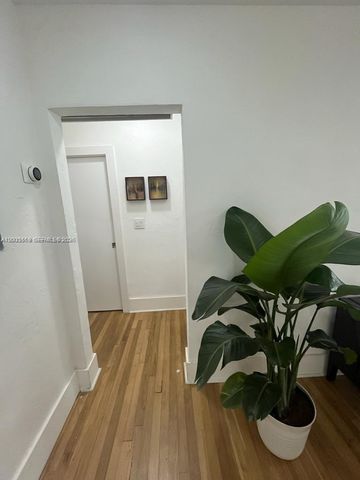 1091 NW 59th Street, Miami, FL 33127