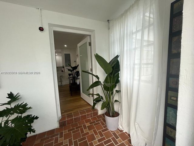 1091 NW 59th Street, Miami, FL 33127
