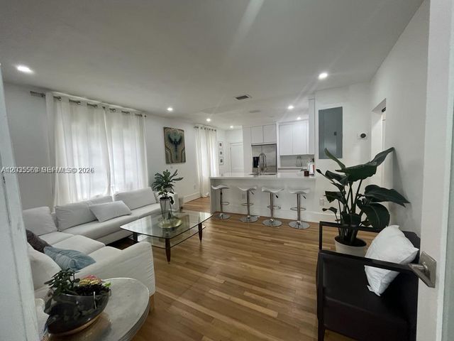 1091 NW 59th Street, Miami, FL 33127