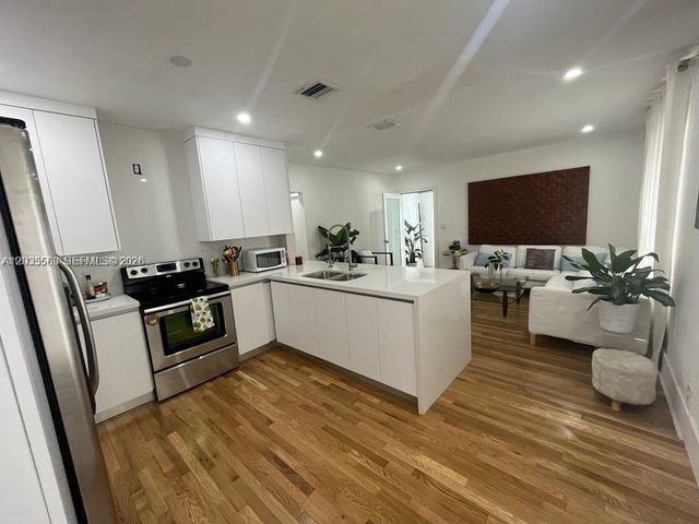 1091 NW 59th Street, Miami, FL 33127