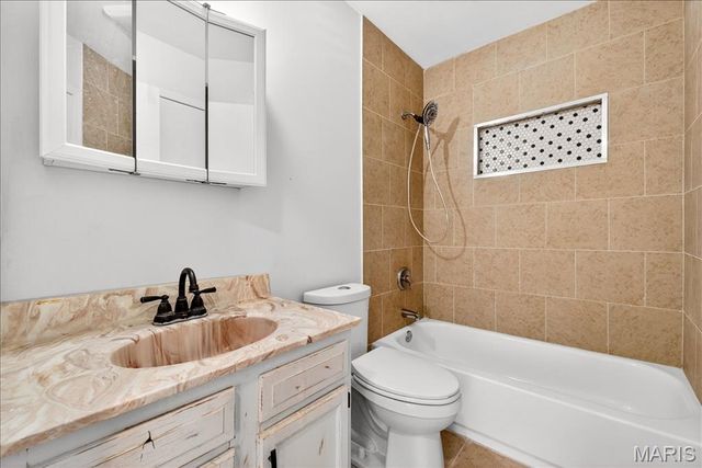 2325 Amarillo Drive, O'fallon, MO 63368