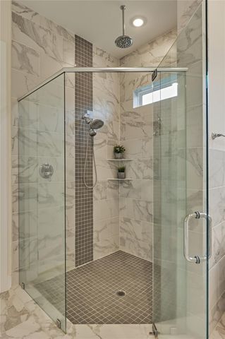 71 Victoria Drive W, Montgomery, TX 77356