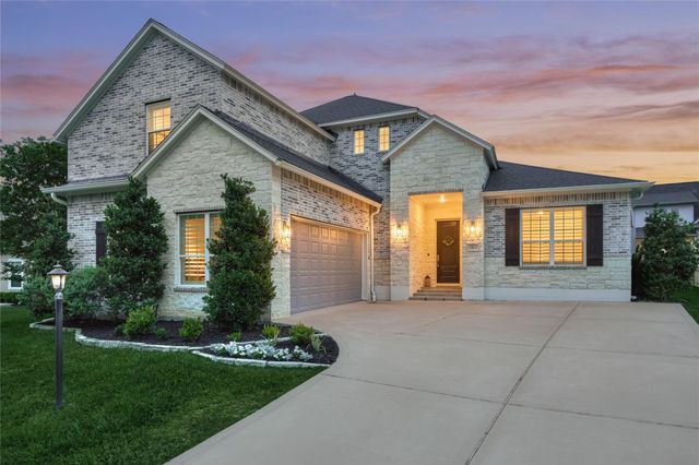 71 Victoria Drive W, Montgomery, TX 77356
