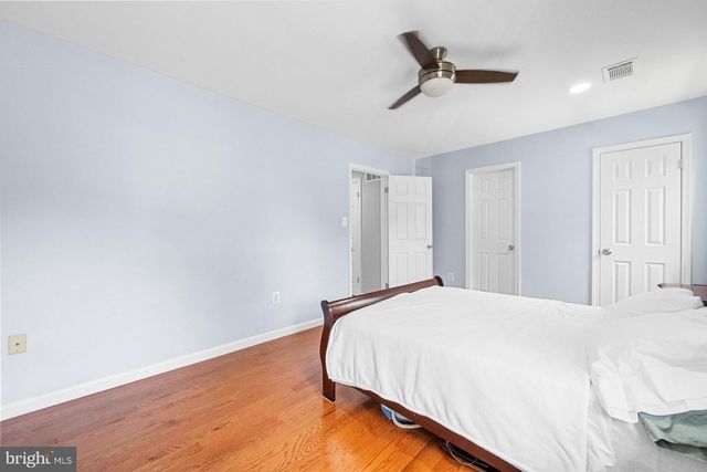 300 HOLLY CT, Herndon, VA 20170