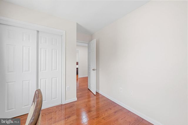 300 HOLLY CT, Herndon, VA 20170