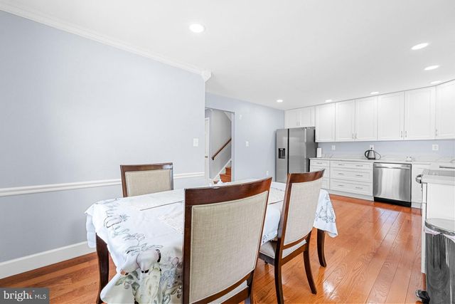 300 HOLLY CT, Herndon, VA 20170