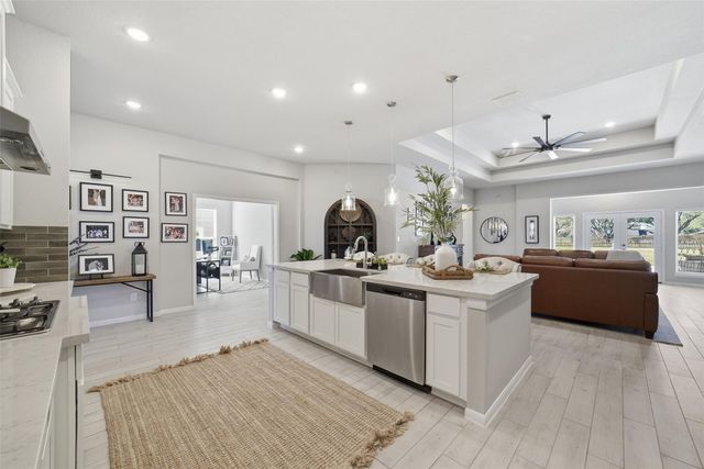 6618 Nichols Landing, Needville, TX 77461