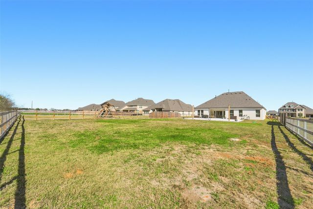 6618 Nichols Landing, Needville, TX 77461