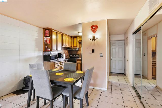 27505 Tampa Ave 29, Hayward, CA 94544