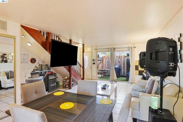 27505 Tampa Ave 29, Hayward, CA 94544