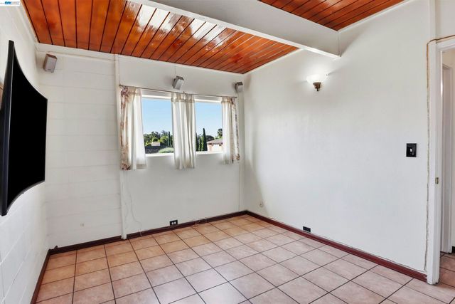 27505 Tampa Ave 29, Hayward, CA 94544