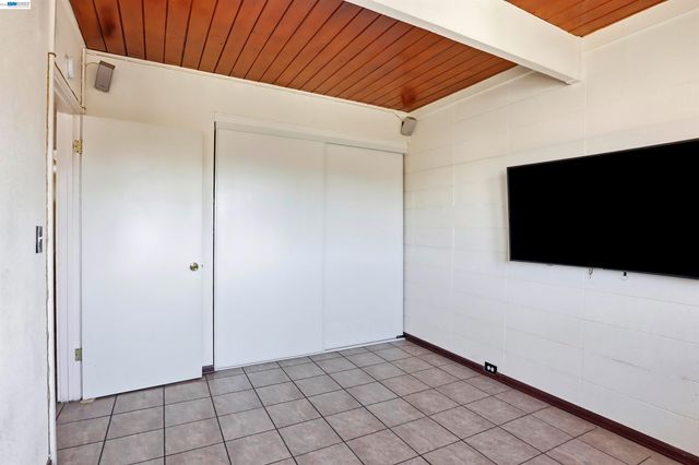 27505 Tampa Ave 29, Hayward, CA 94544